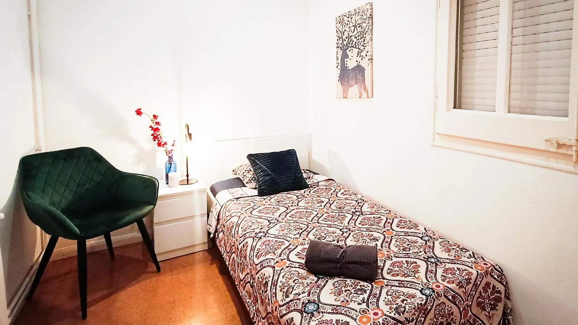Bcn Private Rooms - Eixample Izquierda Cas Barcelona 0*,