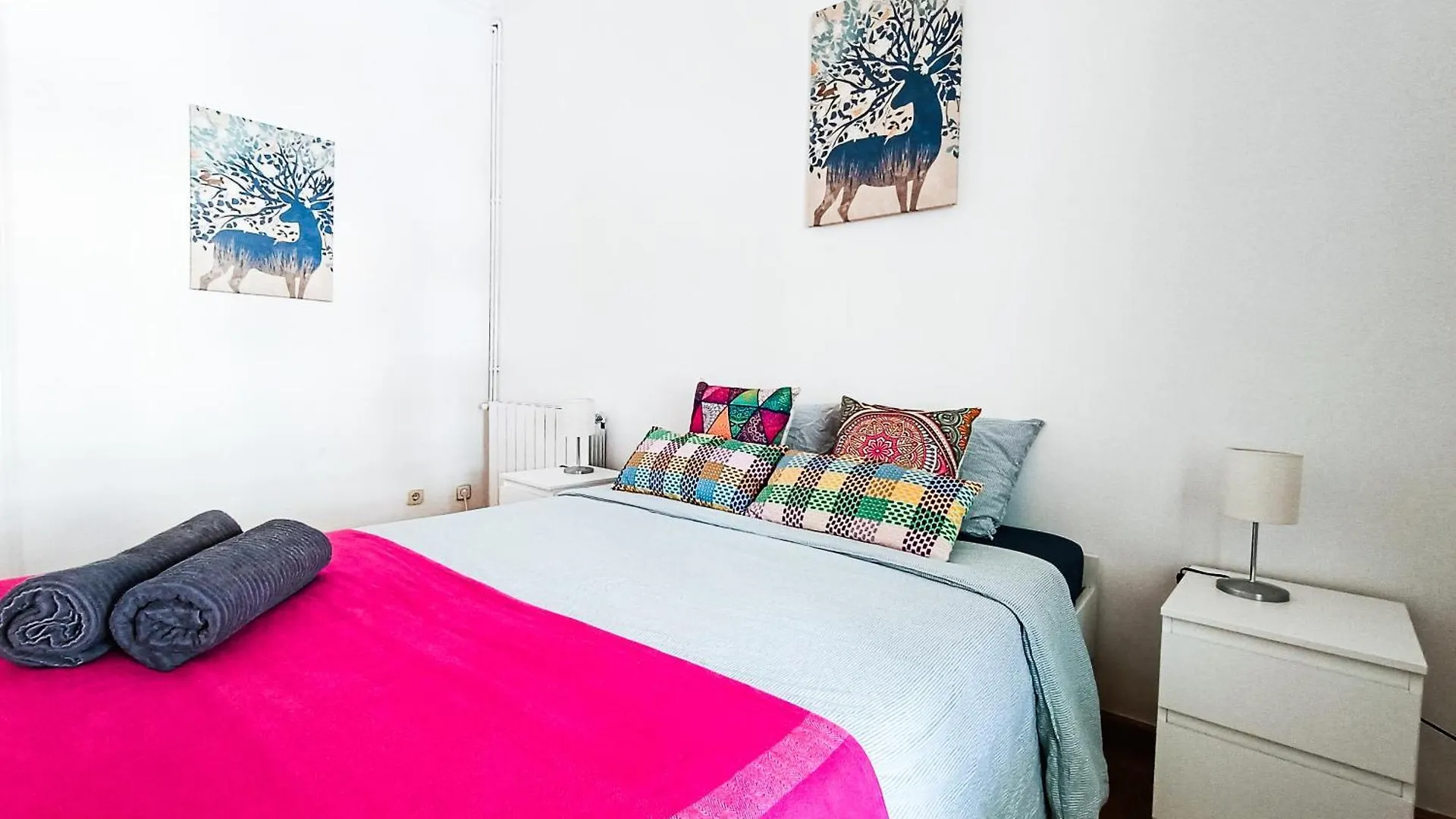 Bcn Private Rooms - Eixample Izquierda Cas Barcelona Hostel