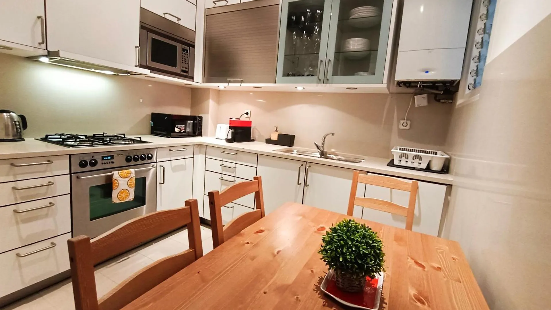 Bcn Private Rooms - Eixample Izquierda Cas Barcelona Hostel