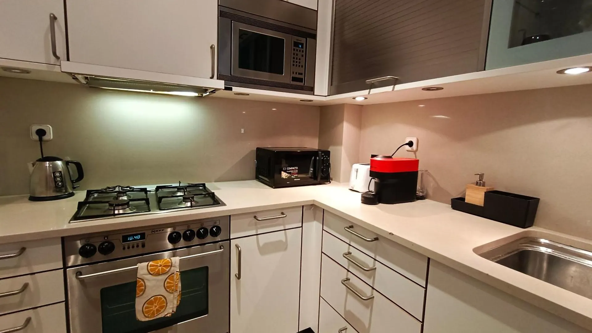 Bcn Private Rooms - Eixample Izquierda Cas Barcelona